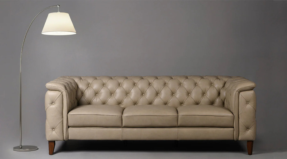 Buying a Leather Sofa in 2026? Why Chesterfield Styles Stand Out