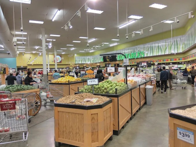 Find World Flavors at an International Supermarket in Altadena