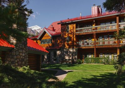 Lake-Louise-Banff-Hotel