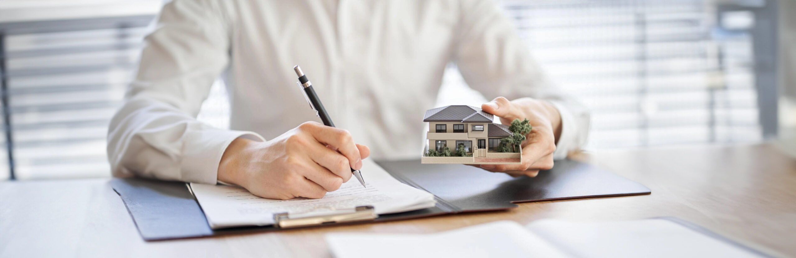 Trusted Persian Realtor in Los Angeles for Buying, Selling & Investment Properties