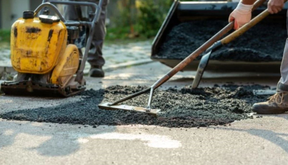 Protect Your Asphalt Driveway Today with Professional Sealing Services in Peterborough