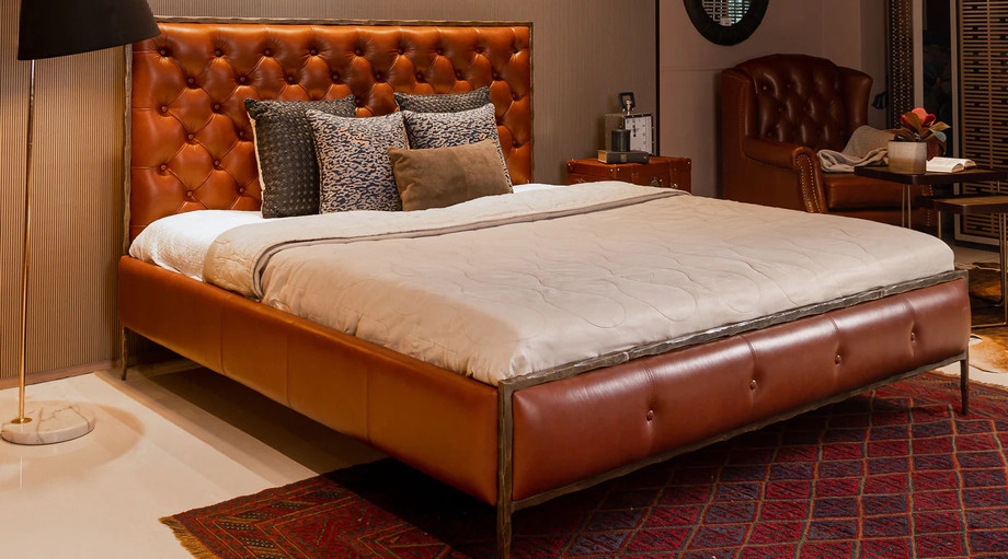 What Is a Chesterfield Leather Bed and Why Is It Popular?