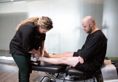 Chiropractor-services-in-Calgary