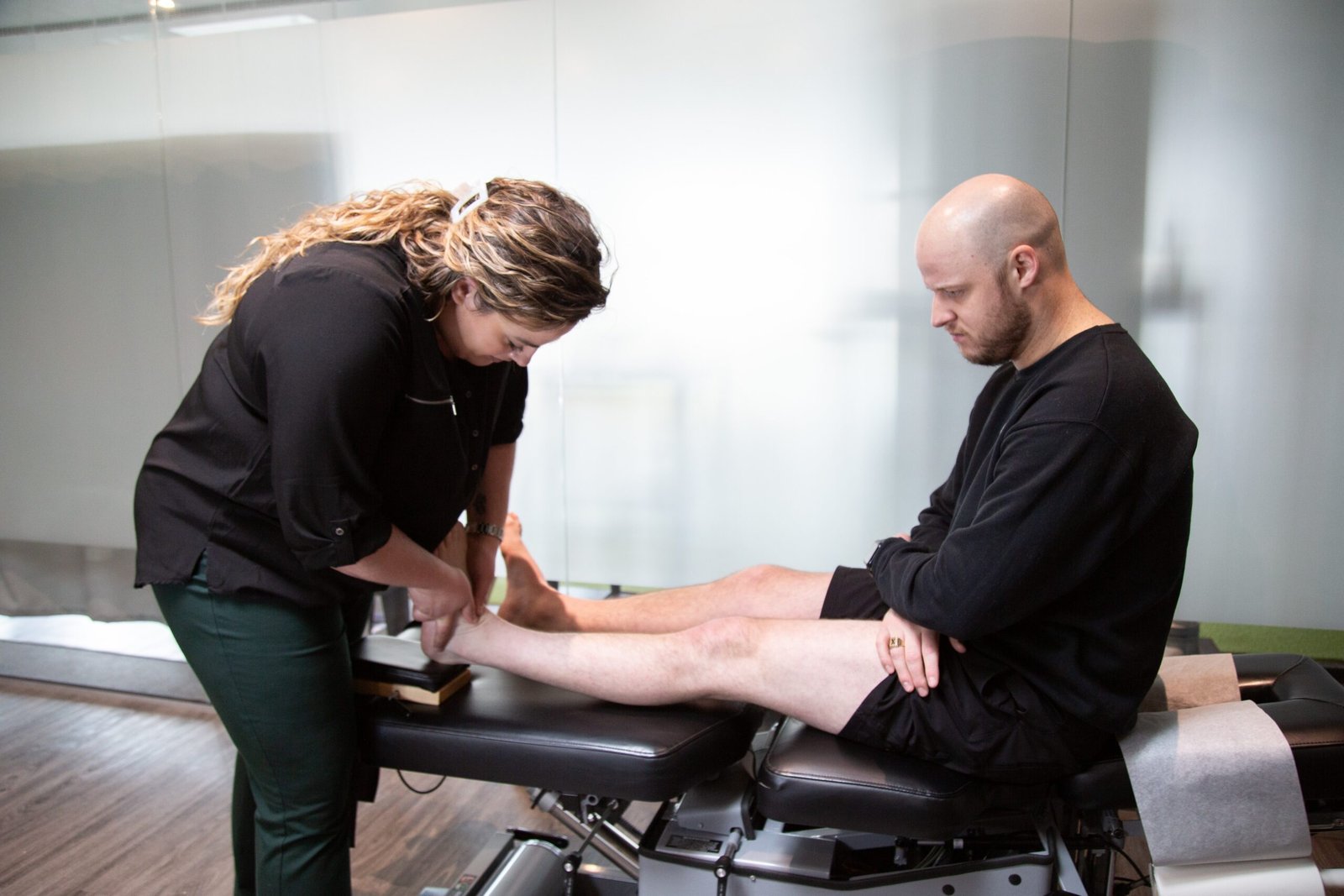 Book a Calgary Chiro Appointment for Personalized Chiropractic Care